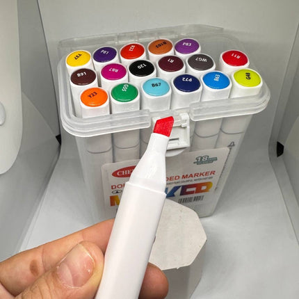 Zestaw 18 dwustronnych markerów alkoholowych do rysunku ilustracji i projektów DIY