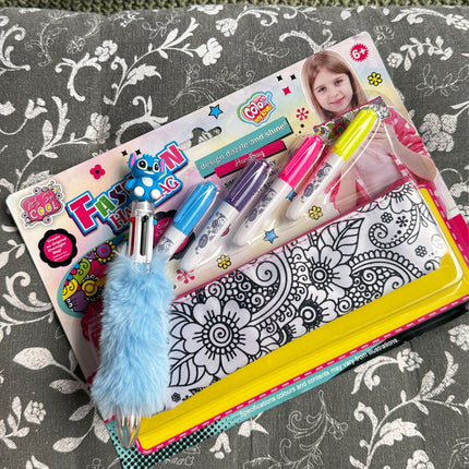 Zestaw szkolny 5 elementów z piórnikiem tuba, 4 markerami i długopisem z postacią Sticha