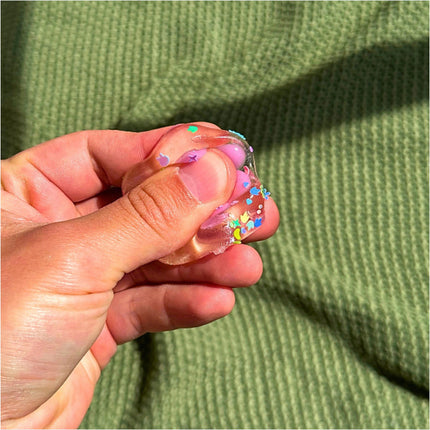 Zestaw 4x Mini Gniotek Antystresowy – Urocze Kocie Łapki z Brokatem