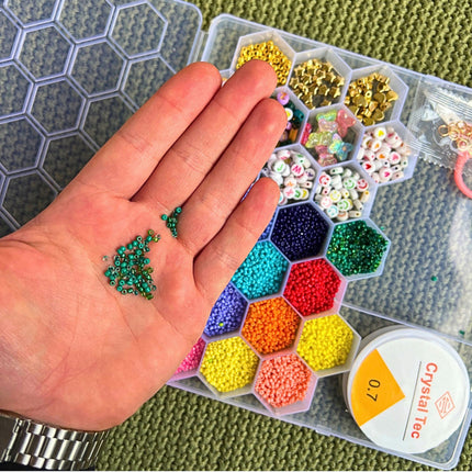 Kreatywny Duży Zestaw Koralików do Tworzenia Biżuterii