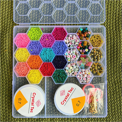 Kreatywny Duży Zestaw Koralików do Tworzenia Biżuterii
