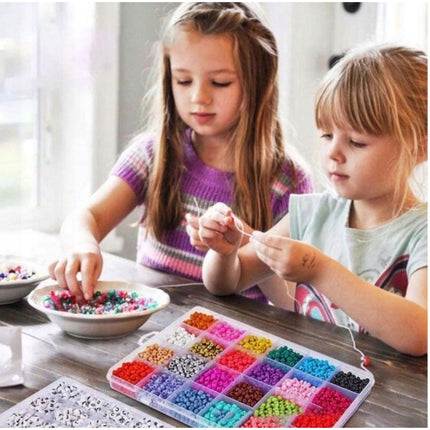 Zestaw Koralików dla Dzieci – Kolorowe i Bezpieczne Ozdoby DIY